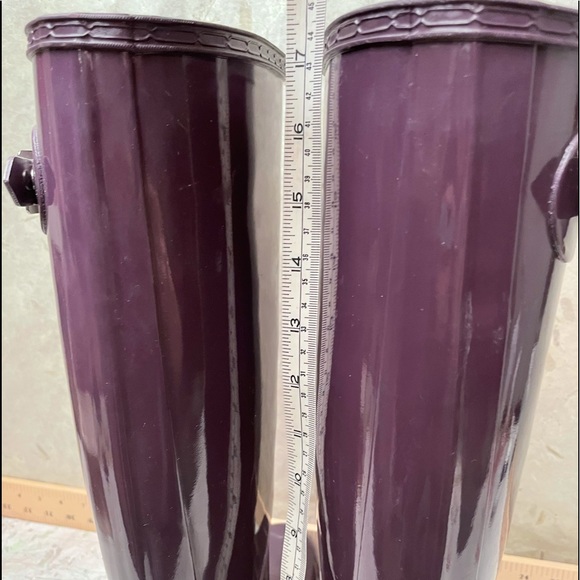 Hunter Rain Boots Tall Gloss Eggplant Color - Picture 8 of 12